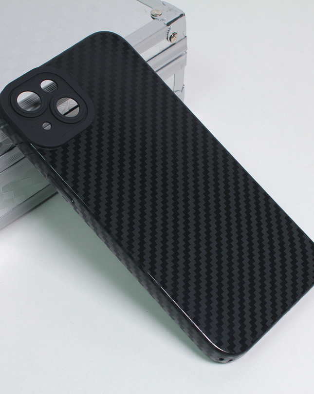 Torbica Silikon Line za iPhone 14 Plus 6.7