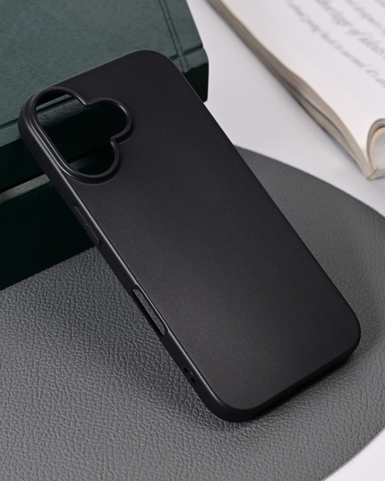 Torbica silikonska Skin za iPhone 16 6.1
