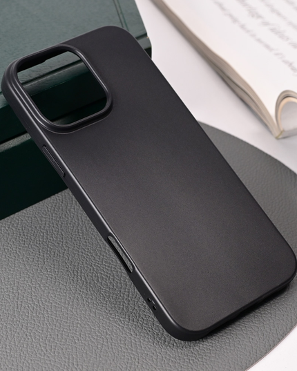 Torbica silikonska Skin za iPhone 16 Pro Max 6.9