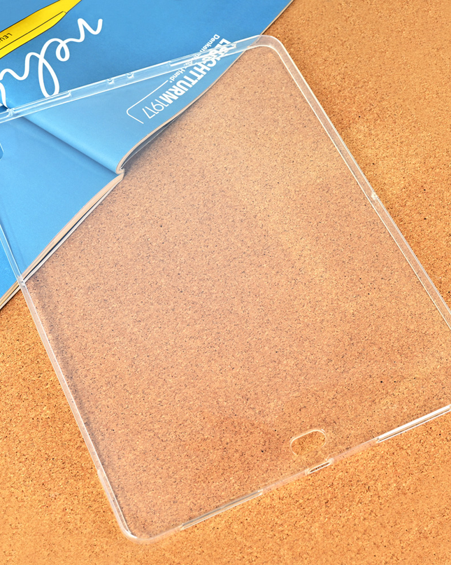 Torbica silikonska Ultra Thin za iPad Air 13 2024
