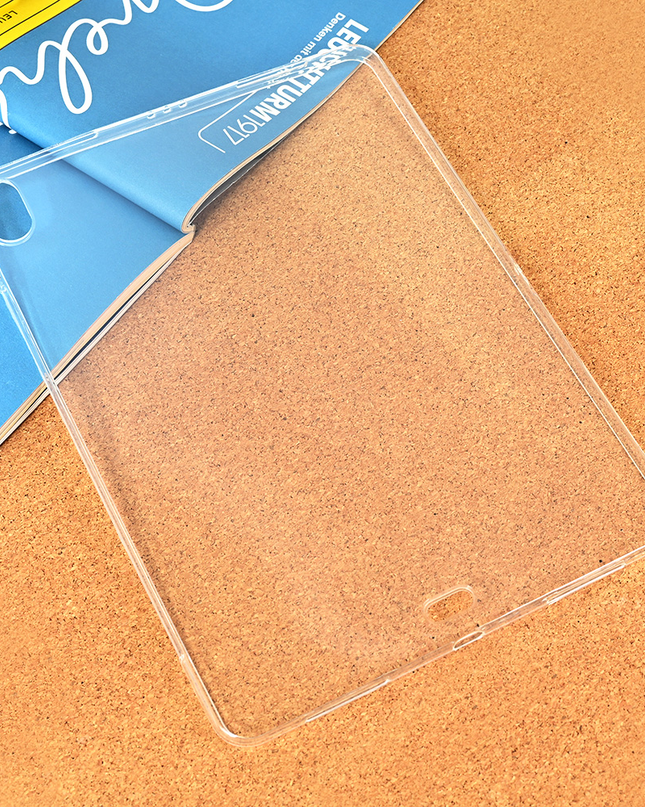 Torbica silikonska Ultra Thin za iPad Air 6 11.0 2024