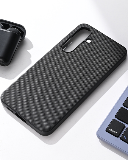 Torbica Teracell Scrub za Samsung S721B Galaxy S24 FE crna